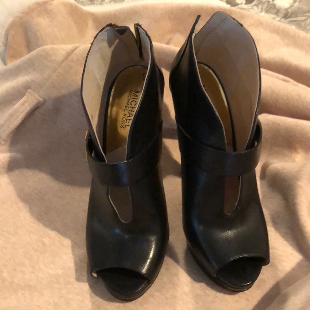 Brand new Michael Kors open toed boots